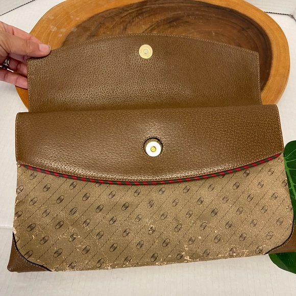 Vintage Gucci Large Fold Over Clutch - Picture 8 of 16